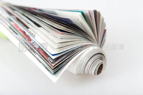 滾動雜志 期刊出版的數(shù)字化浪潮與內(nèi)容消費(fèi)新趨勢